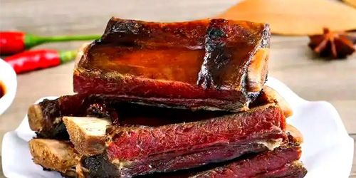 川渝腊肉：传统与创新并行，走向全球的美味传奇